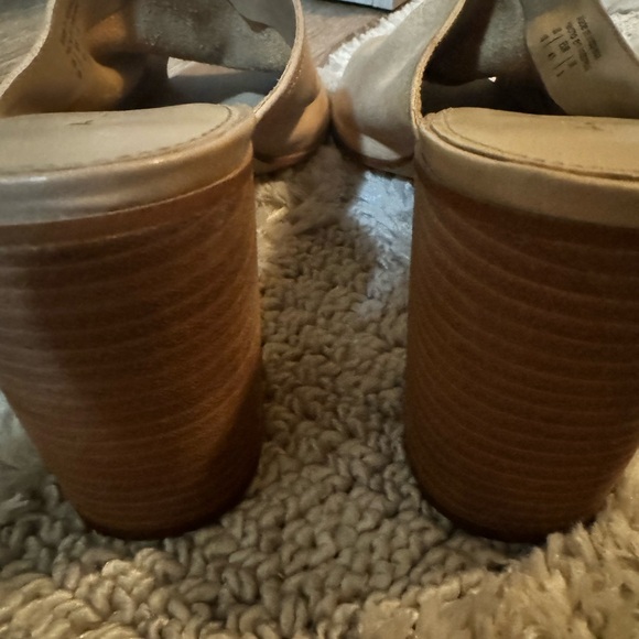 ALDO Nude Dorothy Soft Leather Wooden Block Heel Peep Toe Slip-on Slide … - Picture 3 of 8